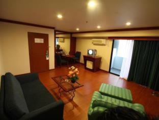 Baiyoke Suite Hotel, Bangkok (photo 5)