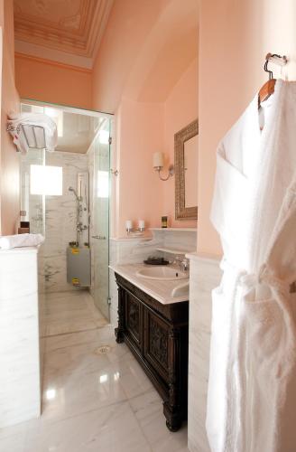 Hotel Ploes - image 13