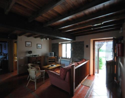 Apartamentos Rurales Romallande