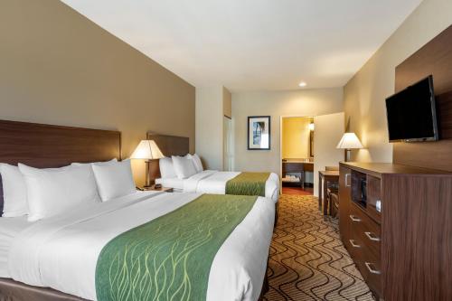 Comfort Inn Suites Orange County John Wayne Airport Priceline Com