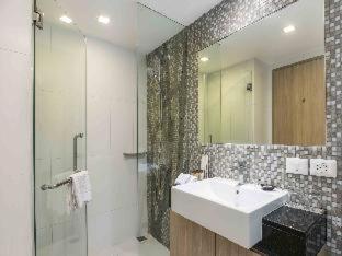 Отель Maitria Sukhumvit 18 Бангкок - Коллекция Chatrium, Бангкок (фото 6)