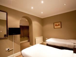 Newham Hotel - image 10