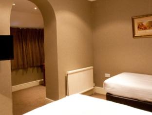 Newham Hotel - image 13