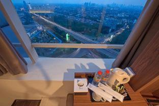 Grand Whiz Poins Simatupang Jakarta in Cilandak