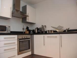 Quay Apartments, Manchester (photo 5)