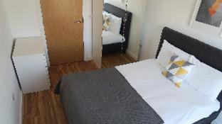 Quay Apartments, Manchester (photo 7)