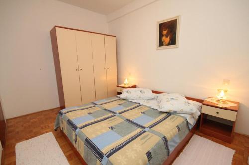 Apartments with a parking space Porec - 2216