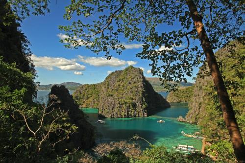 Two Seasons Coron Island Resort