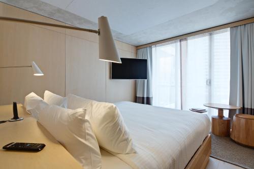 Zara Tower – Luxury Suites and Apartments - image 10