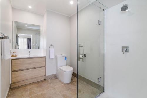 King Suite image 5
