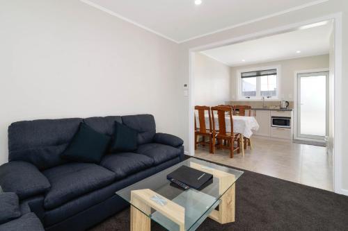 Two-Bedroom Apartment image 5
