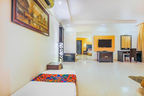 FabHotel Royal Mirage With Pool & GYM - Nr Candolim Beach - Photo 3 in Goa, India