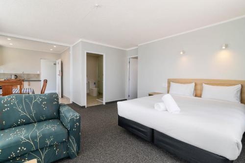 King Suite image 2