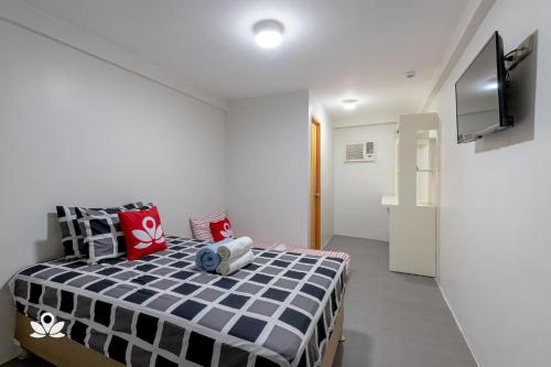 1 double bed, 1 twin bed