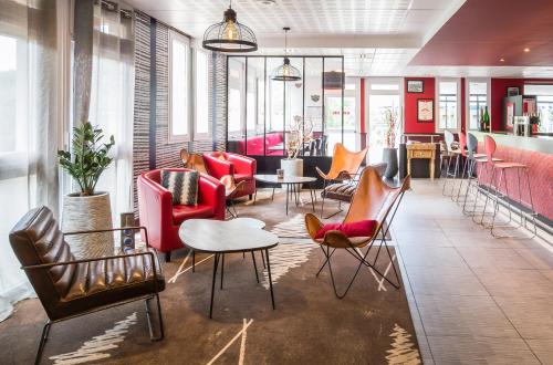 Pub/Lounge, ibis Antibes Sophia Antipolis in Le Bar-sur-Loup