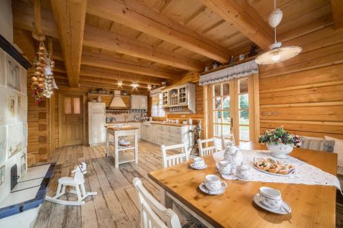 Roubenka Štěpánka (Roubenka Stepanka) in Svratka