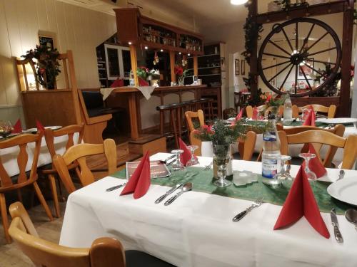 A Hotel Com Hotel Deutsches Haus Hotel Malchow Germany