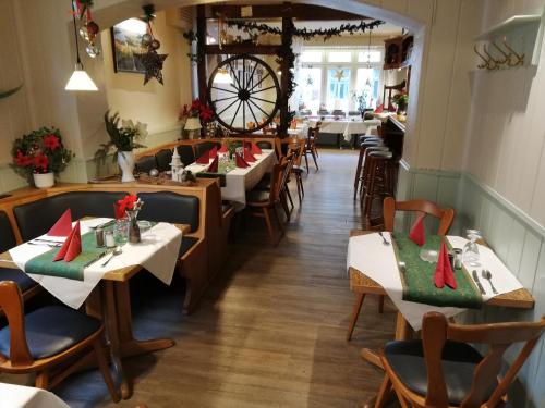 A Hotel Com Hotel Deutsches Haus Hotel Malchow Germany