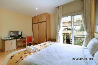 Mutiara Suites