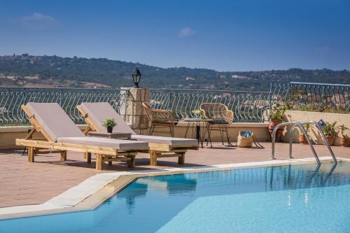 Diana Suites in Mousata