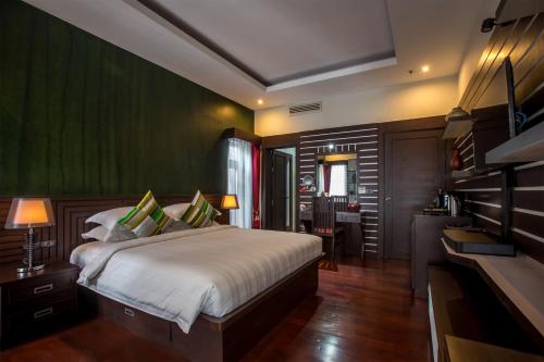 2 bedrooms, 3 beds