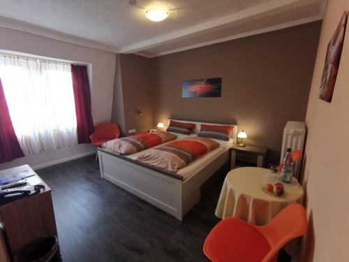 Hotel Garni Haus Am Kurpark Hof Hotel Price Address Reviews