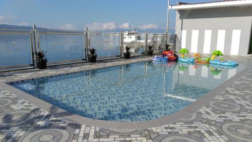 Swimming pool, Dio Refael Hotel in Tongging