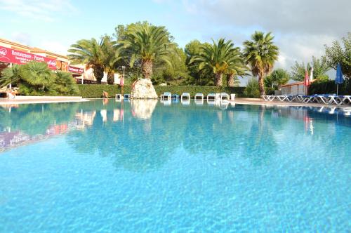 Apartamentos Maribel - image 11
