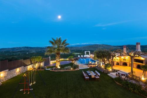 Exterior view, Luxury Villa Margarita in Episkopi