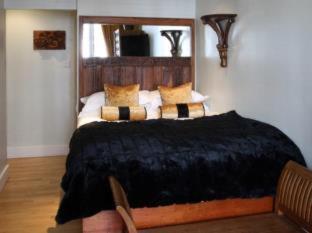 Mayflower Hotel & Apartments - image 7