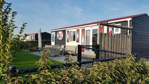 Exterior view of Olmenduin Chalet Veere Zeeland