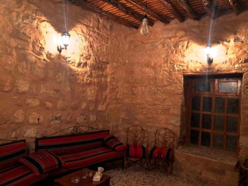 The Orient Home - image 5