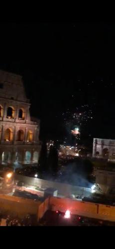Balcony Colosseum View - main image