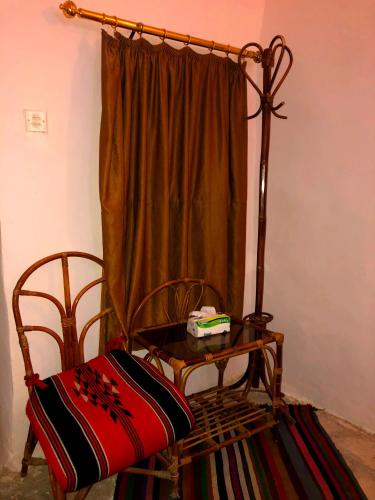 Superior King Room image 6