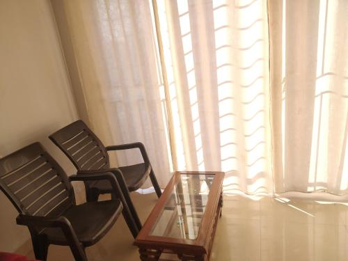 One-Bedroom Apartment image 10