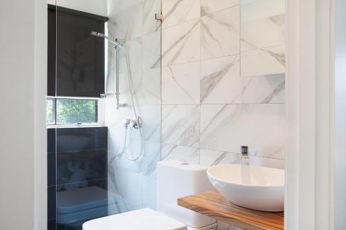 Bathroom, Woolwich Studio Bliss, Private Oasis by the Water in Hunters Hill