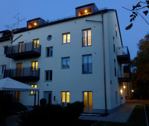 Paleo Finest Serviced Apartments - image 4