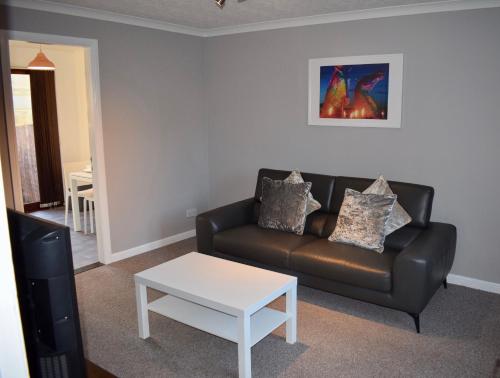 Guestroom, Kelpies Serviced Apartments Hamilton- 2 Bedrooms in Falkirk