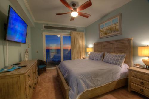 Laketown Wharf 2108 By ZIA VR - image 2