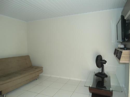 Casa terrea 2D com ar - 300m do Mar dos Ingleses