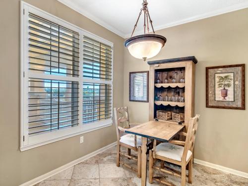 202W ~ Beautiful 2BR/2BA condo with Gulf view - image 8