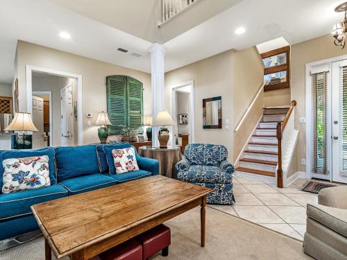 The Crow's Nest~ Beautiful 4BR/3BA beach house minutes from the Gulf! - image 9