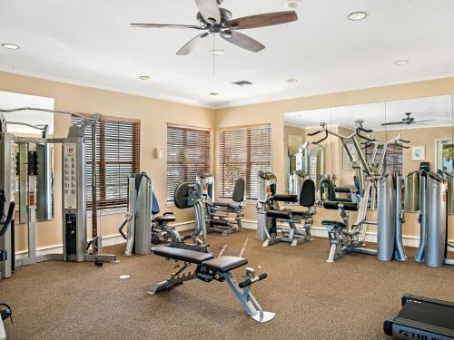 Ciel Sur Terre~ Enjoy your vacation at this inviting 3BR/3BA beach house! - image 2