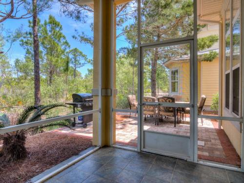 Ciel Sur Terre~ Enjoy your vacation at this inviting 3BR/3BA beach house! - image 9
