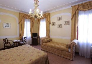 Hotel San Moisè, Venice (photo 6)