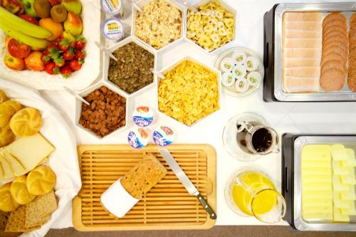 Strandhotel Alte Donau - image 11