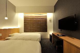 Room #340447508 image 10