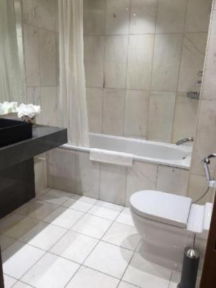 Sanctum International Serviced Apartments - image 14