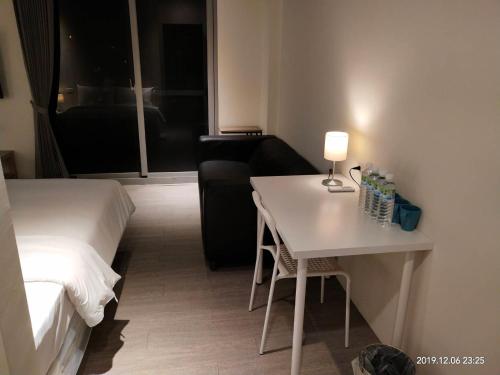 In Fengchia – Taichung, KY