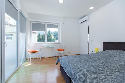 Apartments Midnight City - image 9